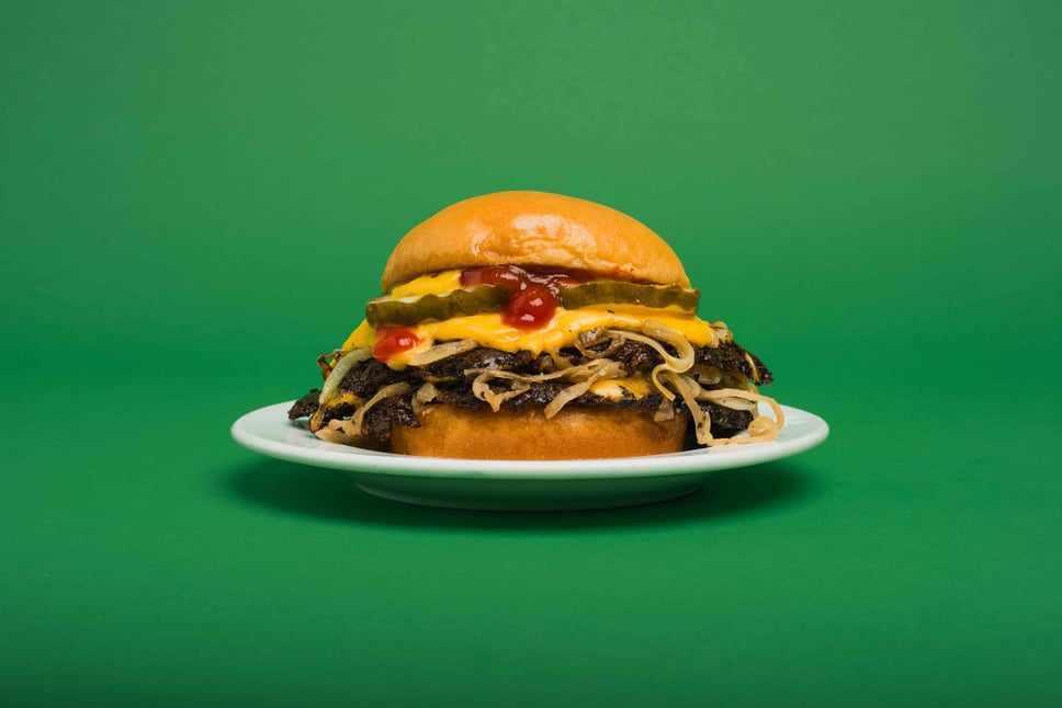 Burger She Wrote opens its largest Brentwood spot, serving wagyu smashburgers on King’s Hawaiian buns supporting image 2