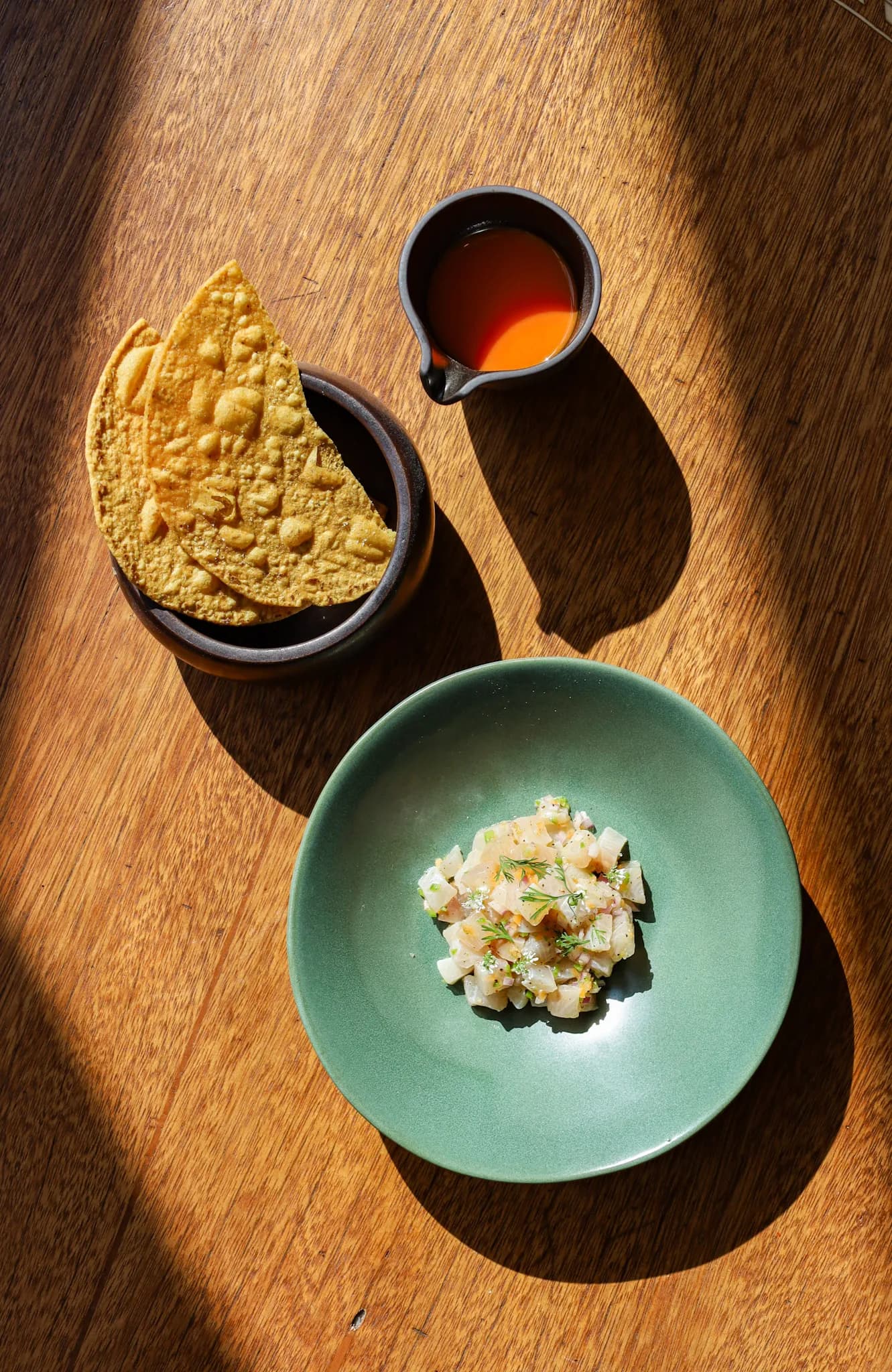 Broken Spanish Comedor interior