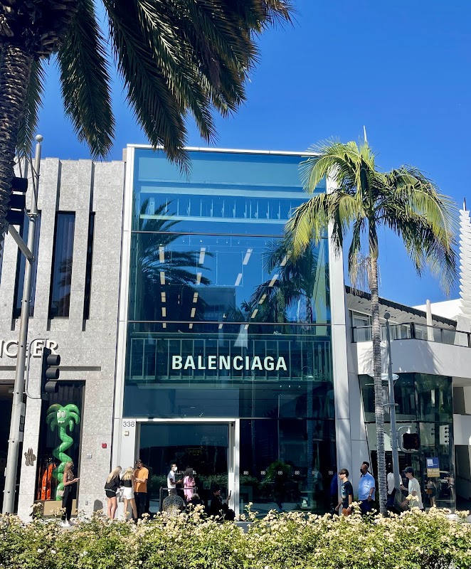 BALENCIAGA