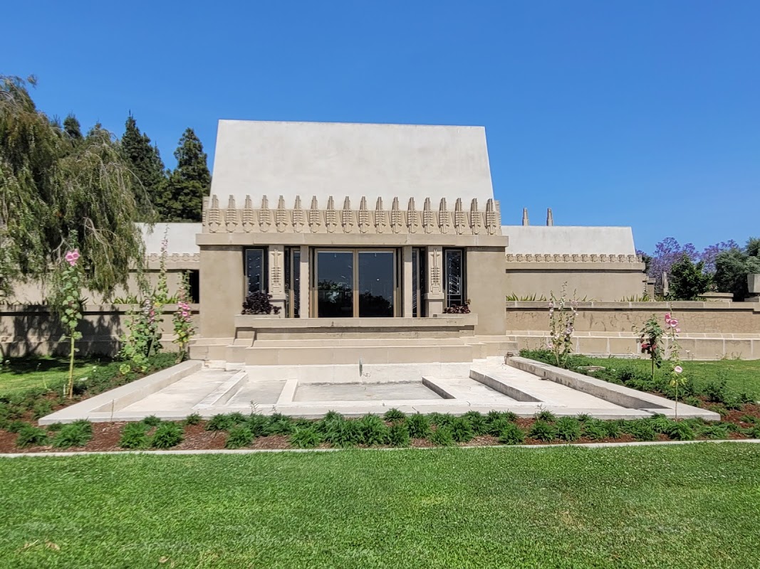 Barnsdall Art Park