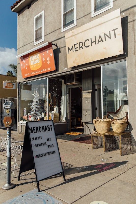 MERCHANT MODERN EAST