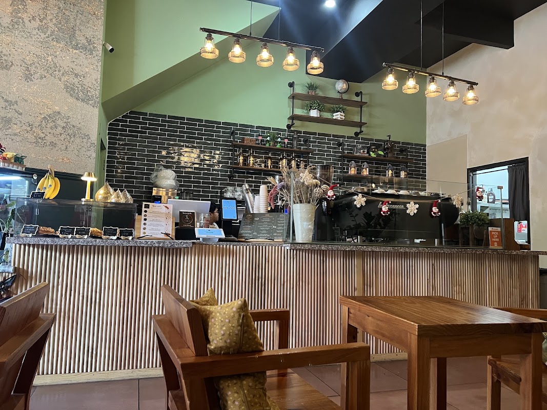 NOSTALGIC CAFE