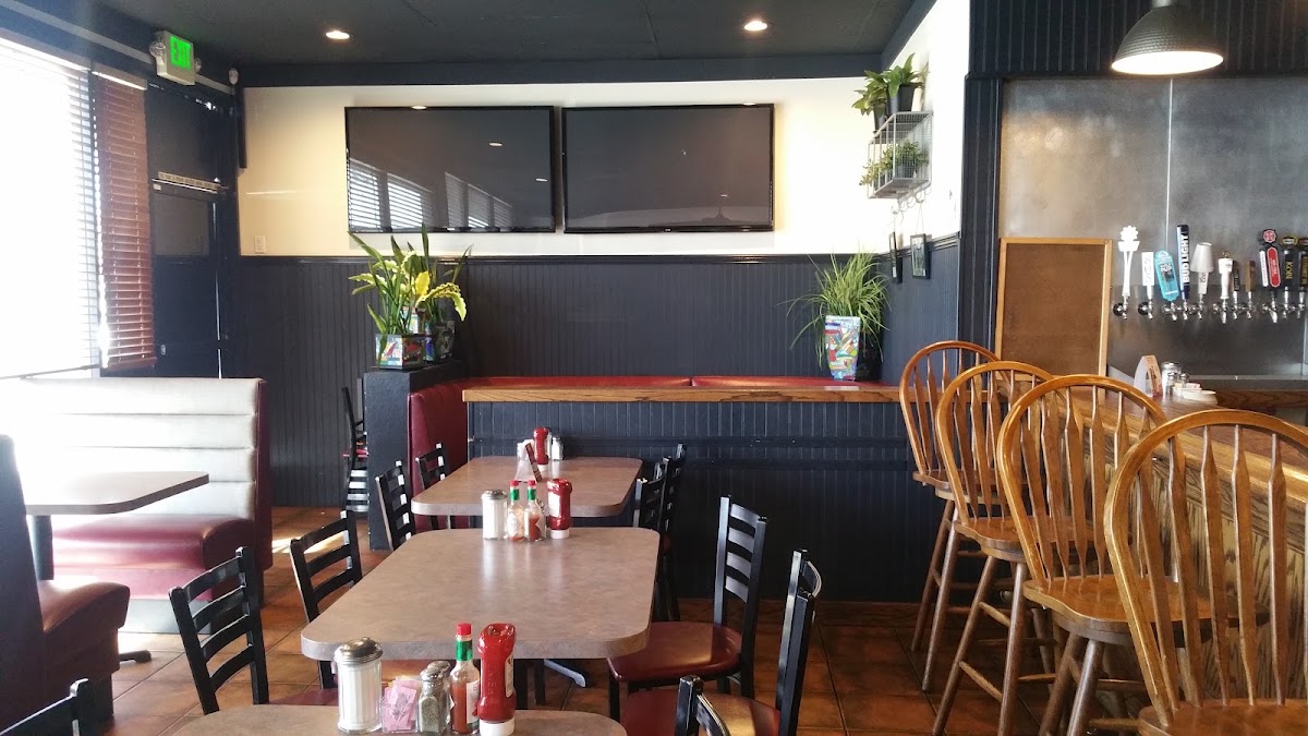Scramblez Grill & Bar