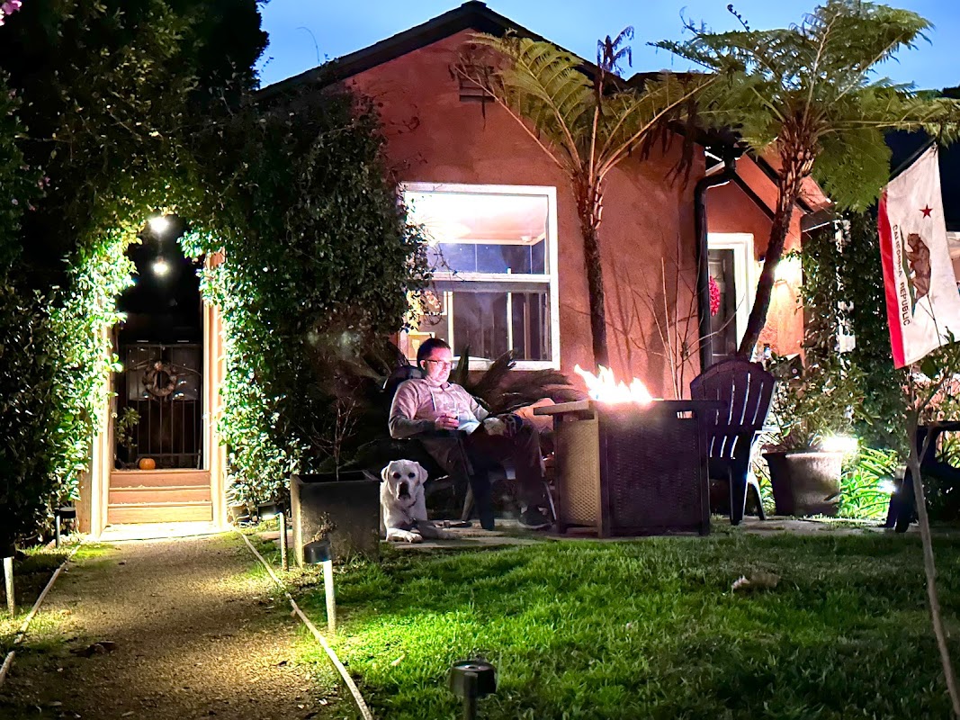 The Vine, Studio City