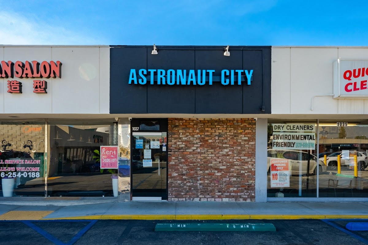 Astronaut City