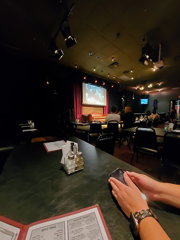 Flappers Comedy Club & Restaurant